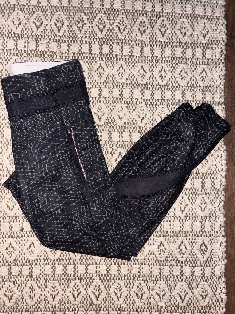 Lululemon Inspire Tight II Samba Snake Battleship Black